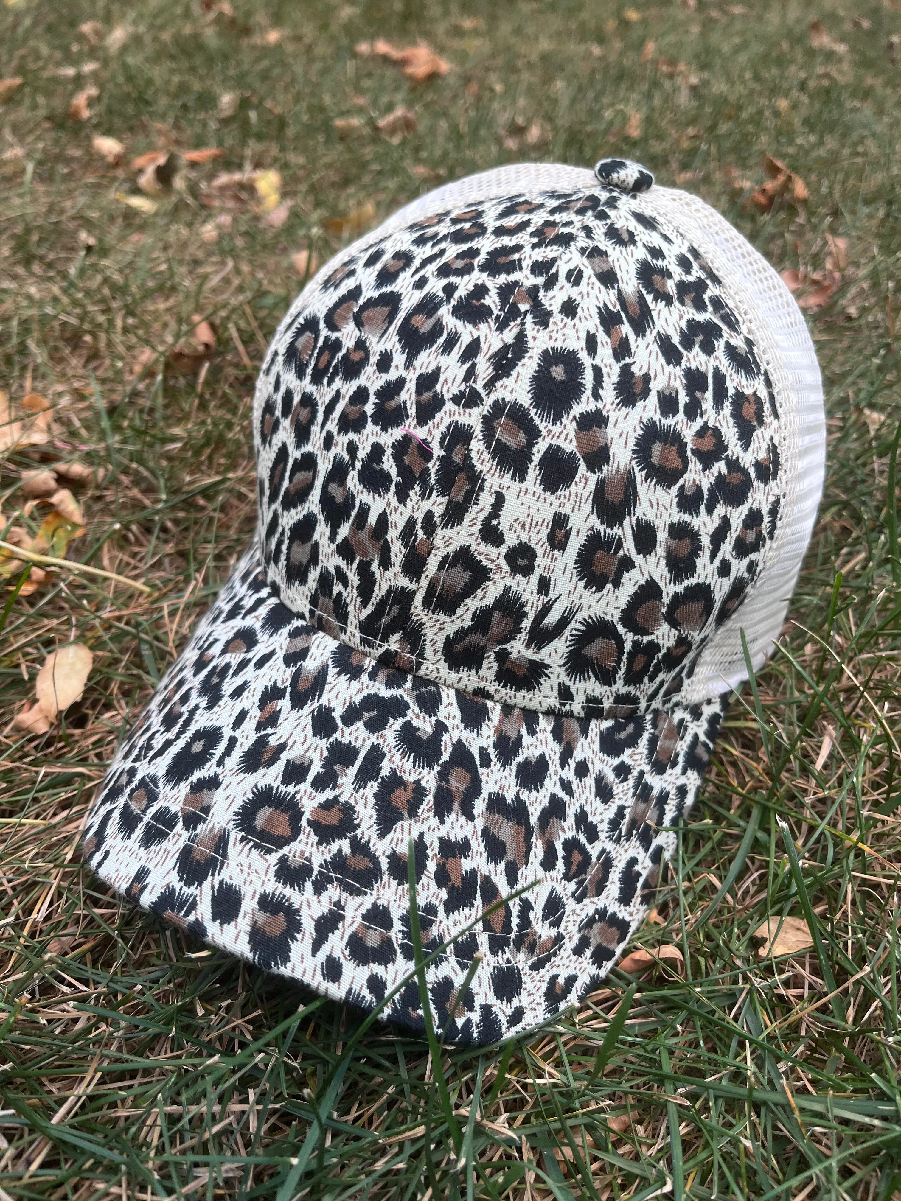 Hat blanks Distressed Leopard Solid Trucker caps