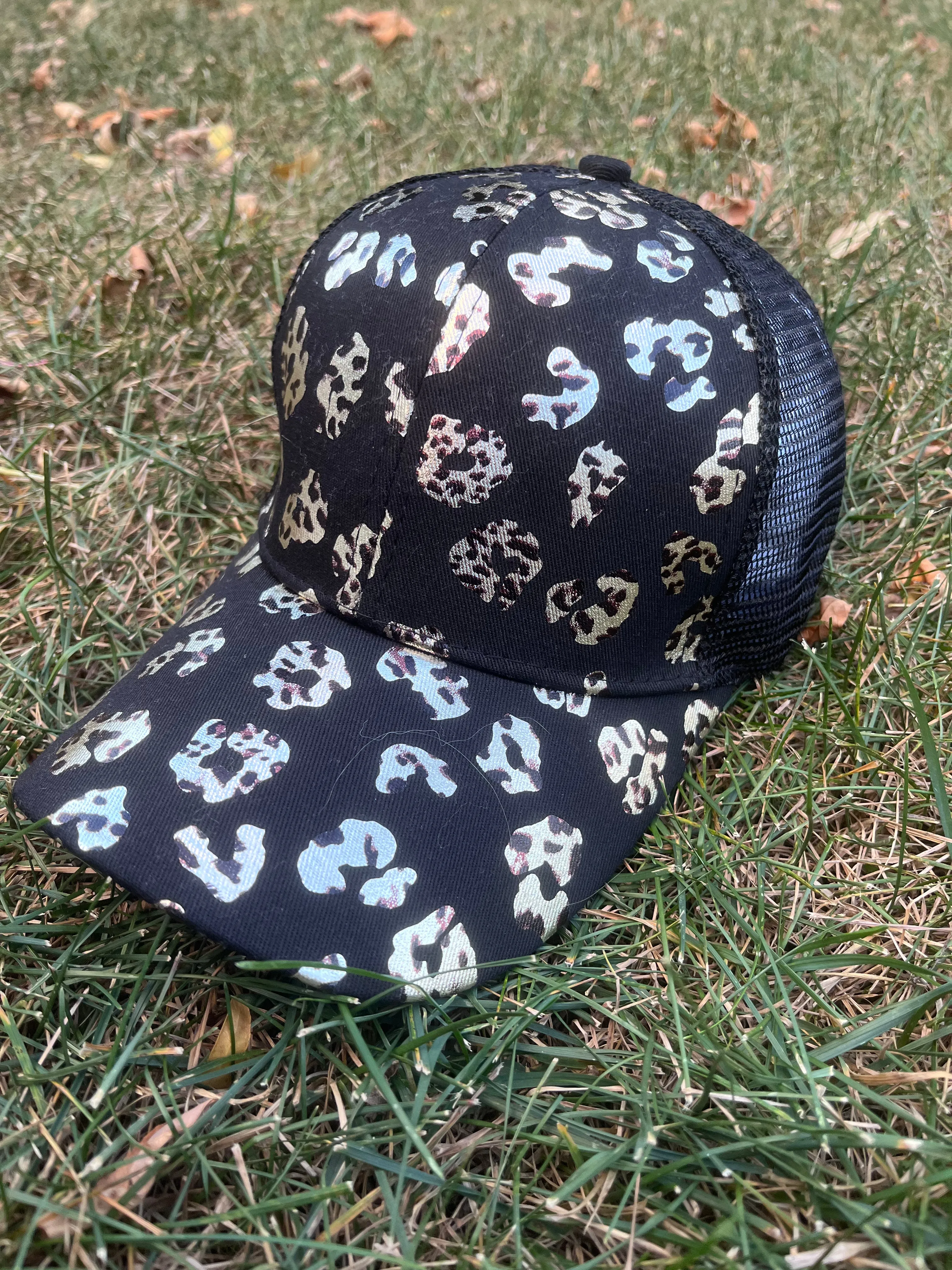 Hat blanks Distressed Leopard Solid Trucker caps
