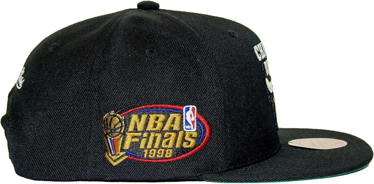 Mitchell & Ness Men's Chicago Bulls NBA Top Spot Snapback Hat