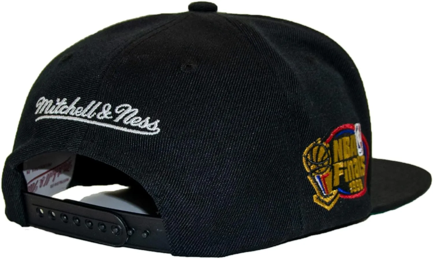 Mitchell & Ness Men's Chicago Bulls NBA Top Spot Snapback Hat