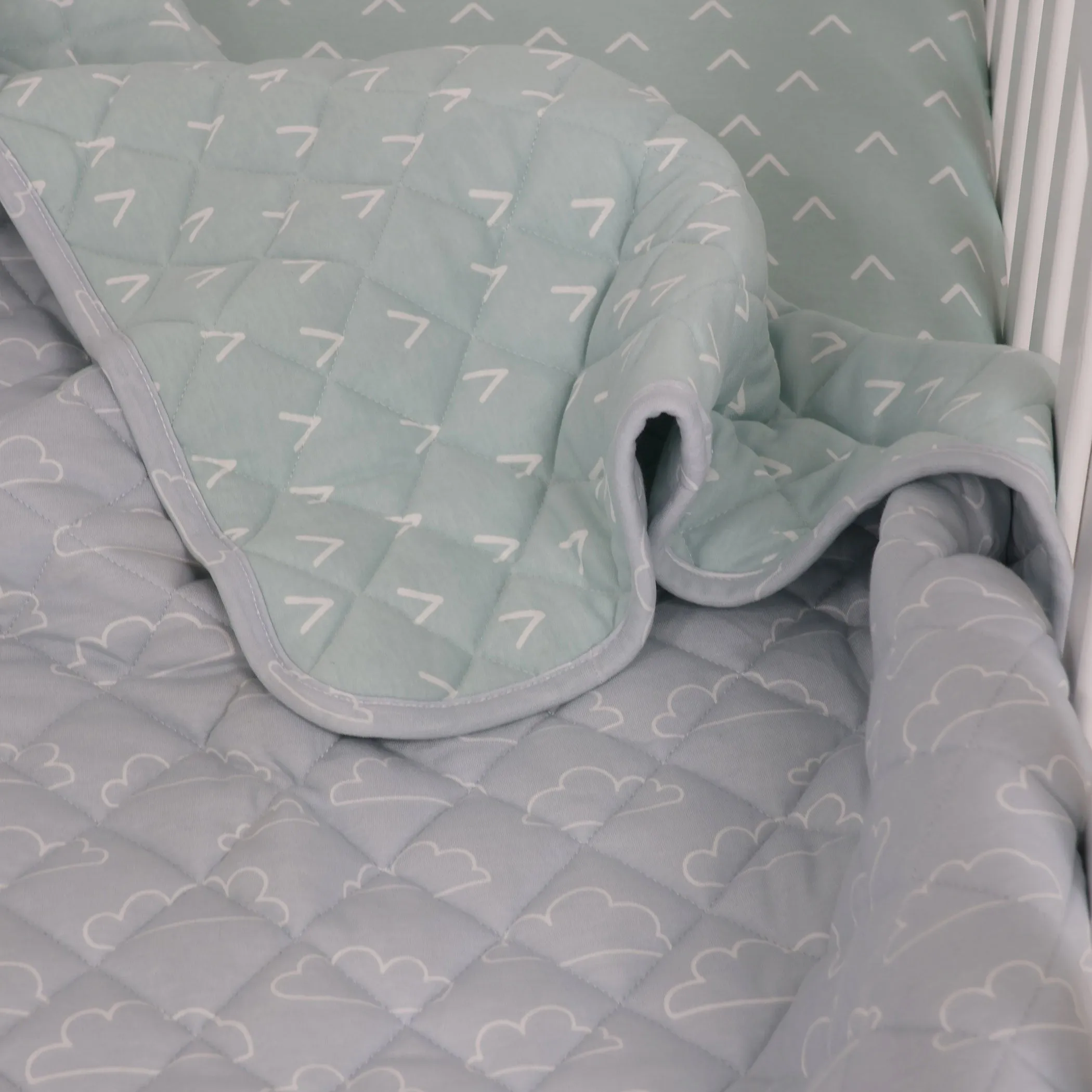 Nordic Reversible Cot Quilt/Playmat Dusty Sky/Mint