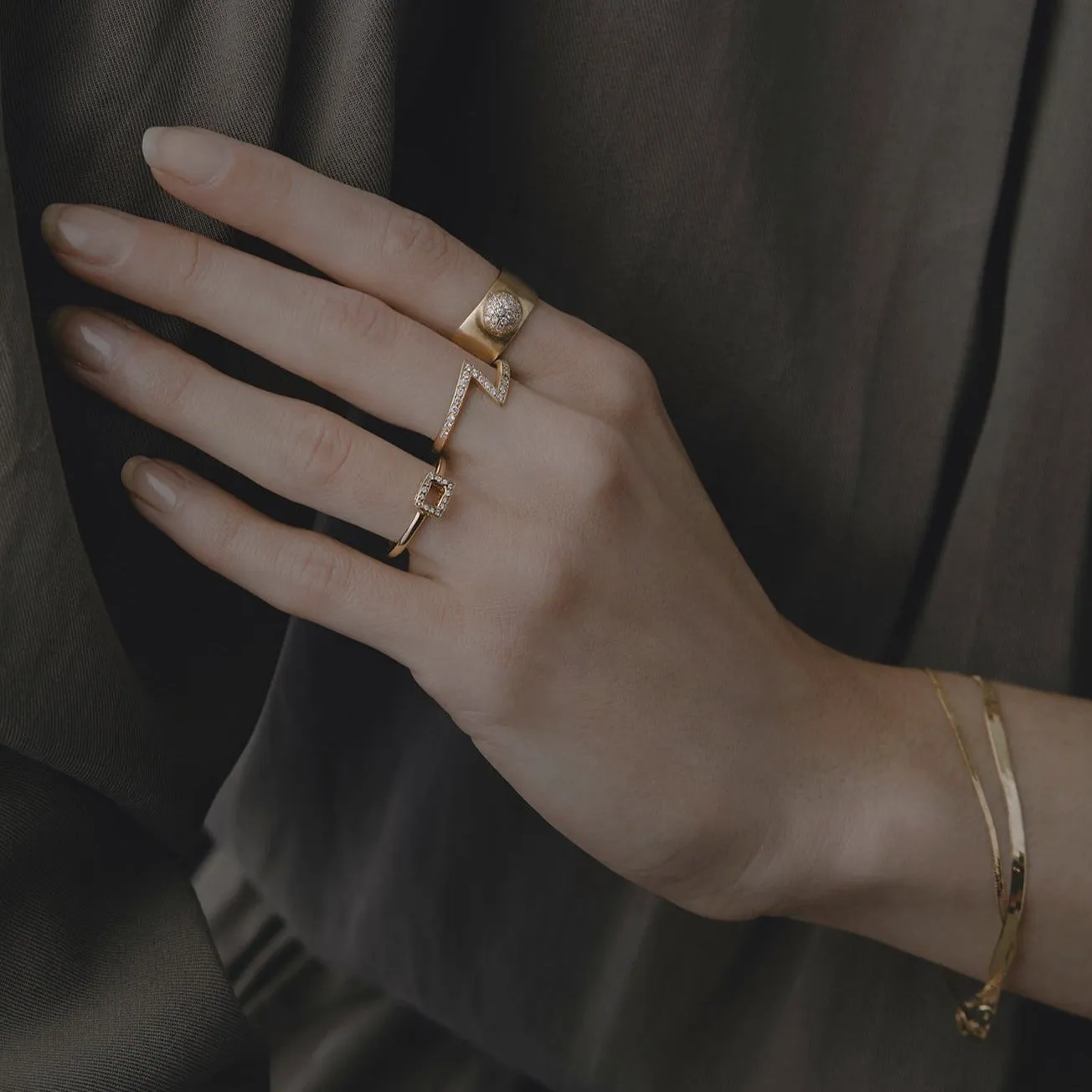 R10801W | White Diamond Dome Ring